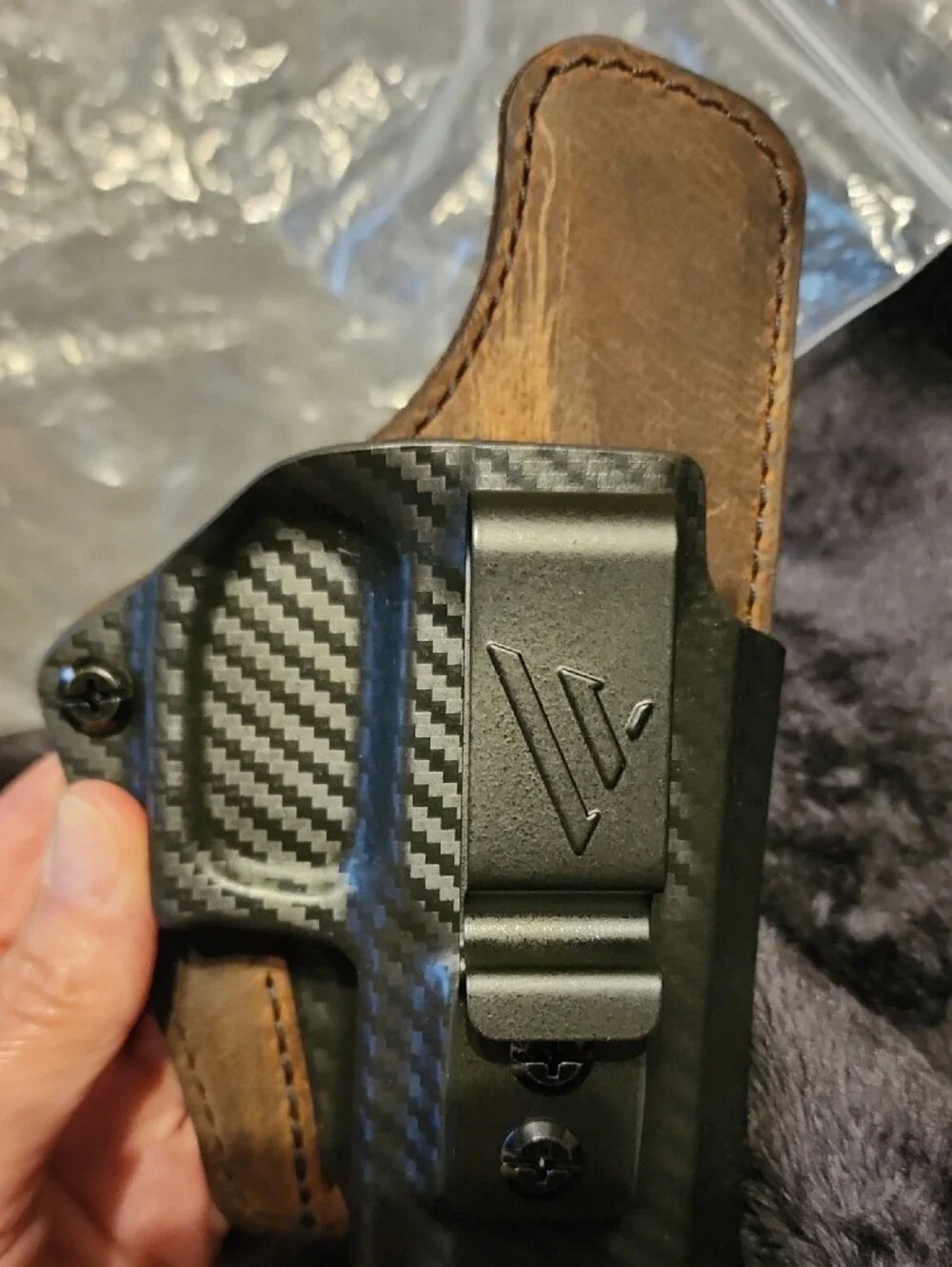 Carbon Fiber Pattern Black /Accessory GUN Holster with Brown Leather Back (NWT(